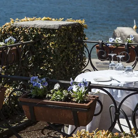 호텔 Ristorante Il Verbano