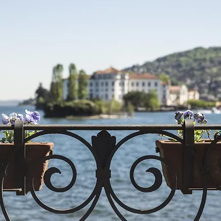 호텔 Ristorante Il Verbano