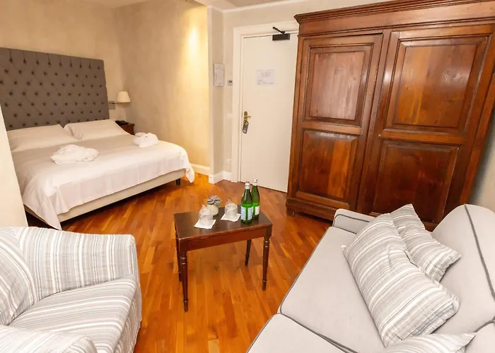 ホテル Ristorante Il Verbano 3*