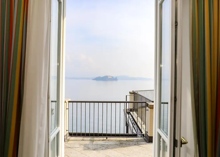 ホテル Ristorante Il Verbano 3*